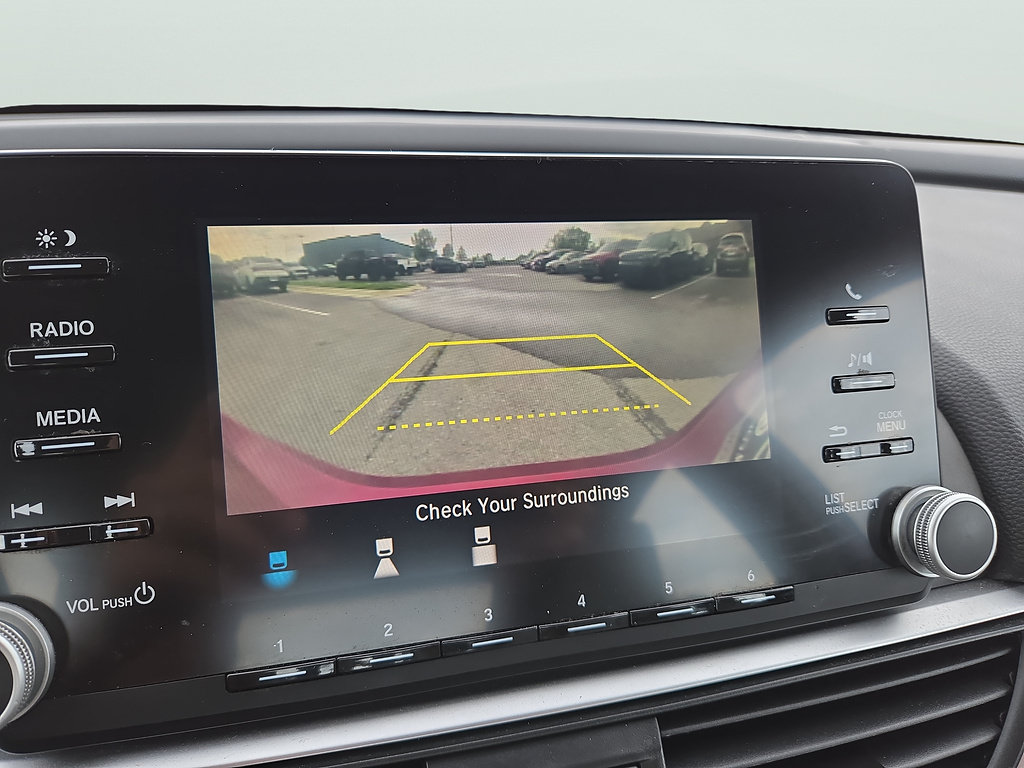 Used 2019 Honda Accord LX image 22