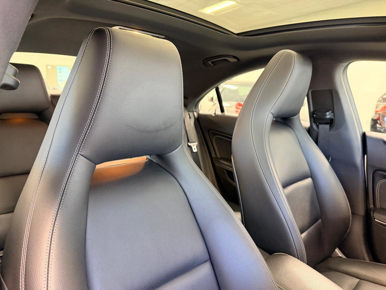 Used 2018 Mercedes-Benz CLA 250 image 26