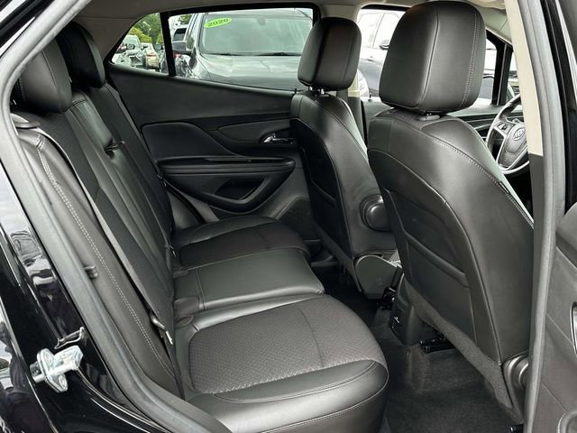 Used 2022 Buick Encore Preferred w/ Safety Package AWD/4WD image 22