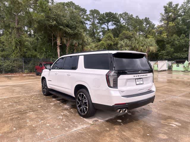 Used 2025 Chevrolet Suburban RST w/ RST Capability Package AWD/4WD image 12