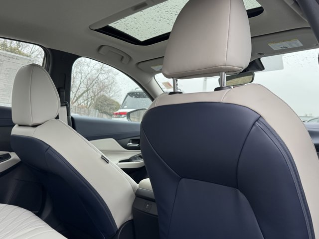 New 2026 Nissan Sentra SL w/ Floor Mat Package image 19