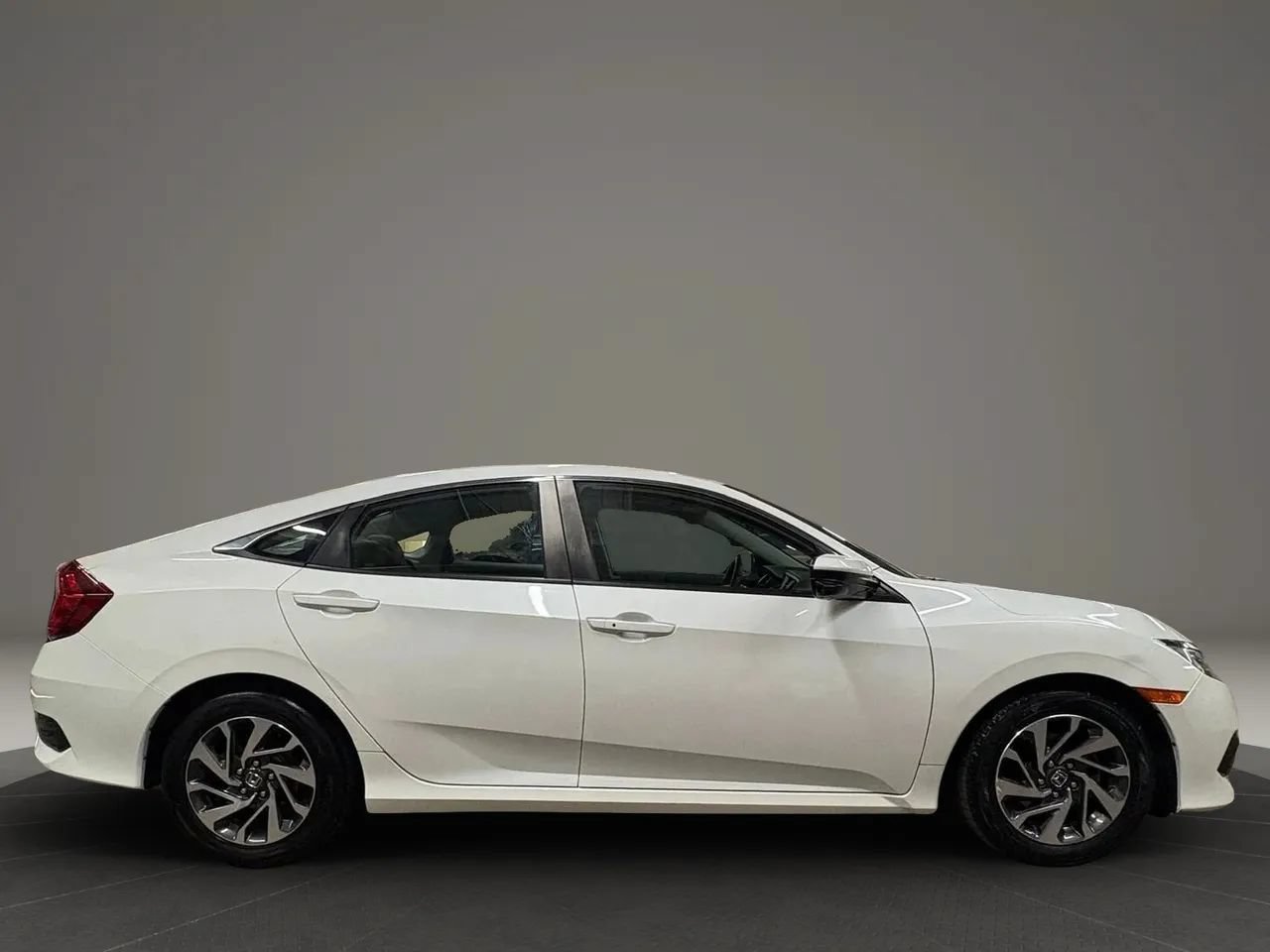 Used 2017 Honda Civic EX image 6