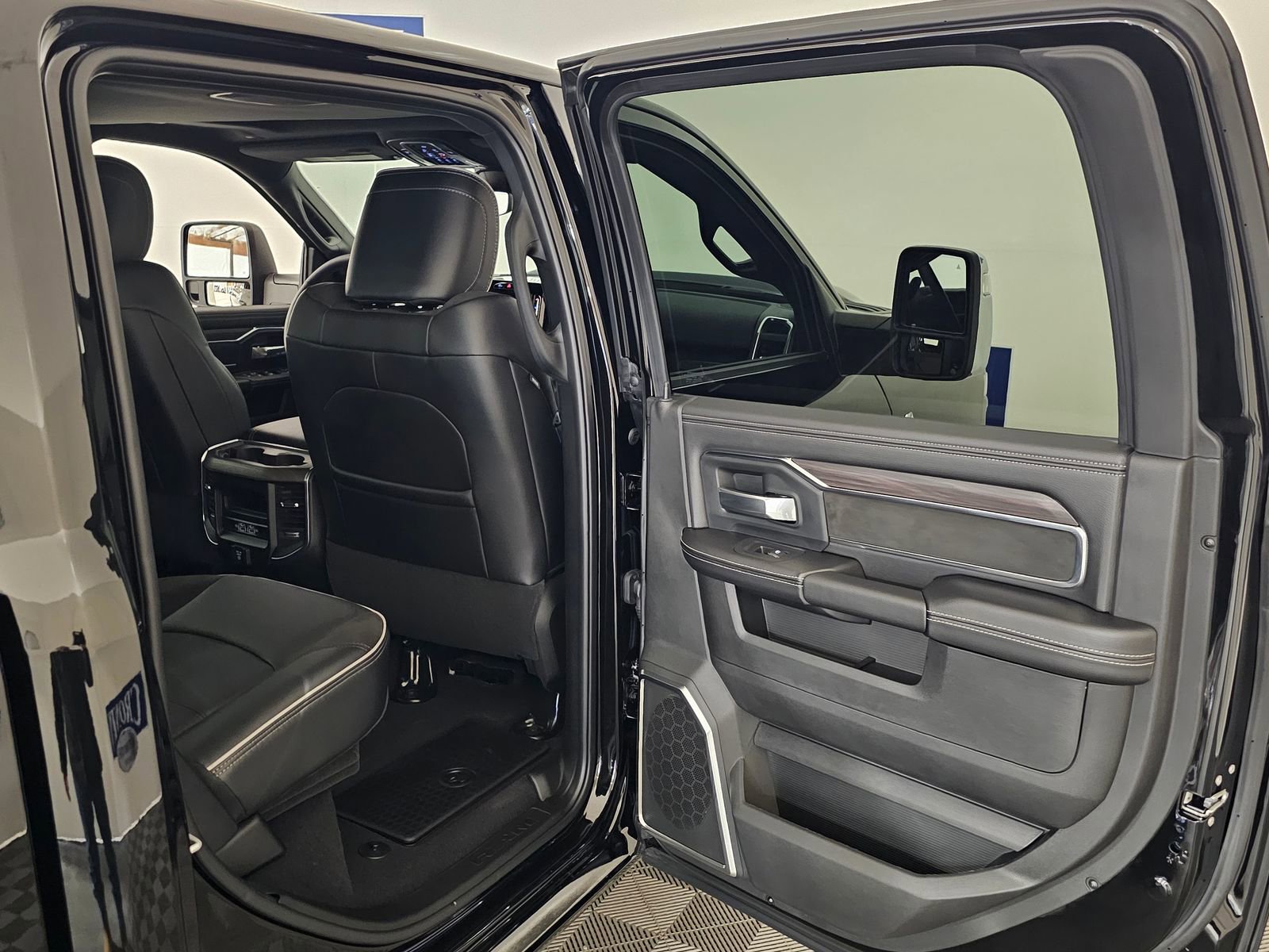 New 2026 RAM 2500 Laramie w/ Sport Appearance Package image 38