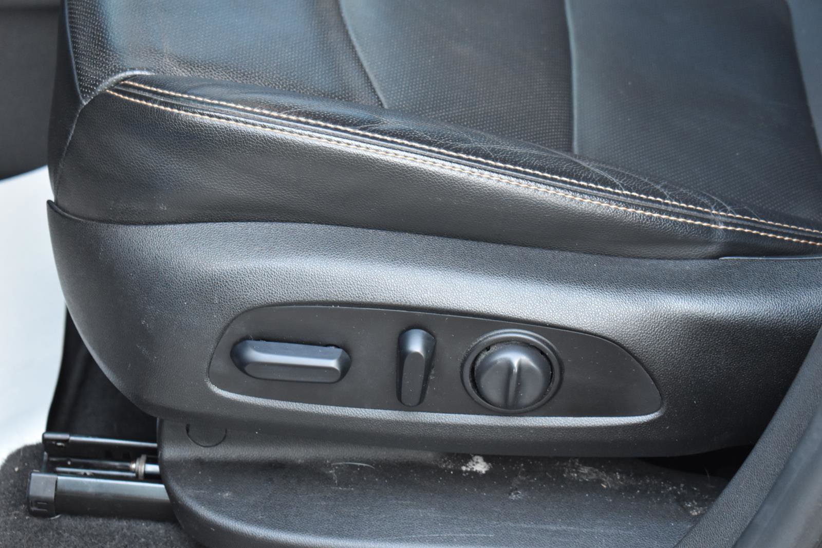 Used 2020 GMC Terrain SLT image 20