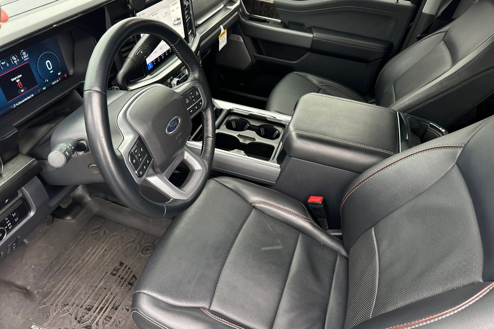 Used 2024 Ford F250 Lariat w/ Sport Appearance Package AWD/4WD image 10