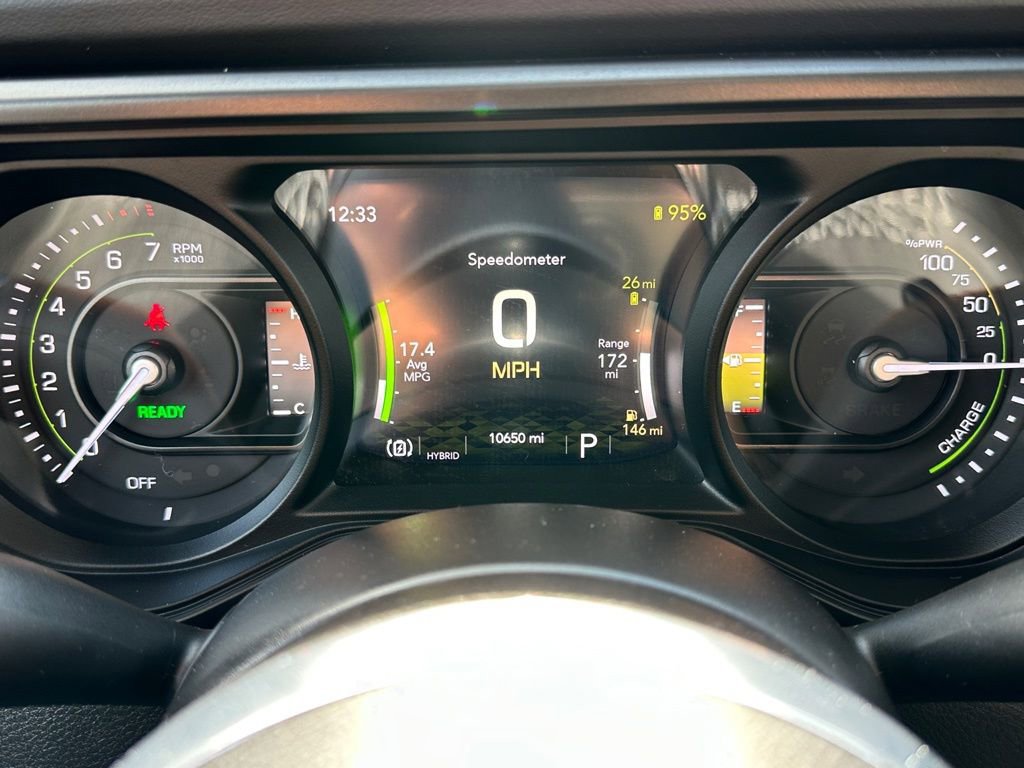 Used 2025 Jeep Wrangler Unlimited Sahara image 26