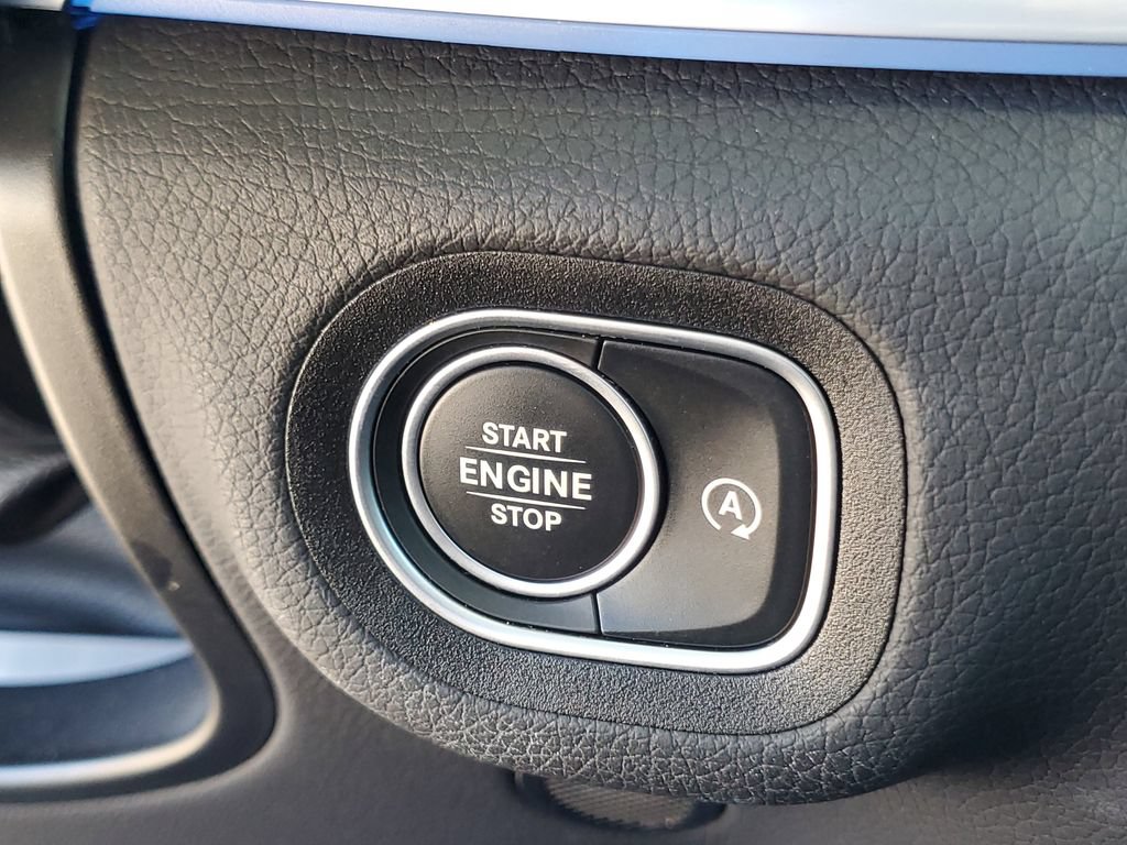 Used 2024 Mercedes-Benz GLS 580 4MATIC image 21