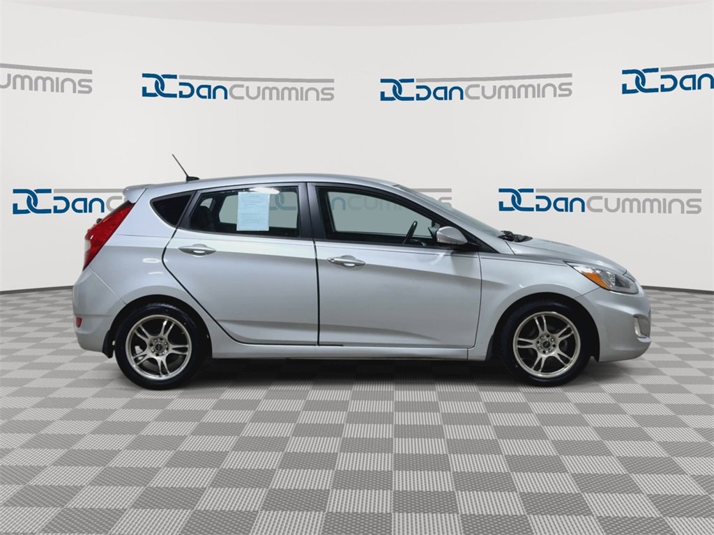 Used 2015 Hyundai Accent Sport image 9