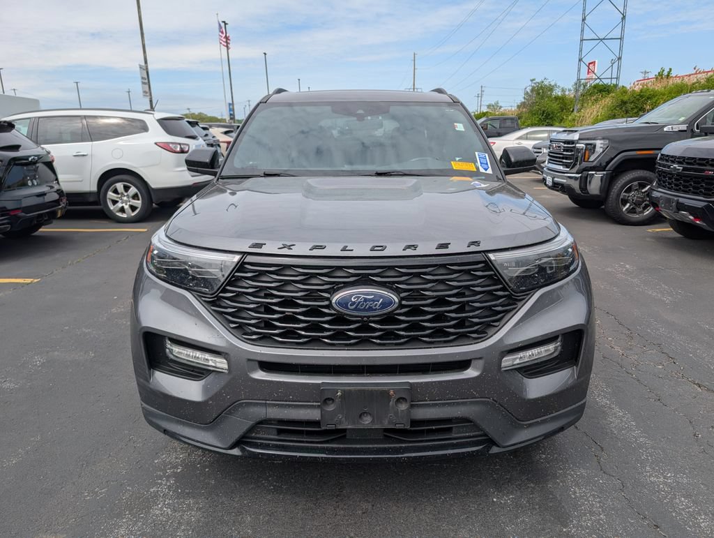 Used 2022 Ford Explorer ST-Line w/ Class IV Trailer Tow Package AWD/4WD image 2