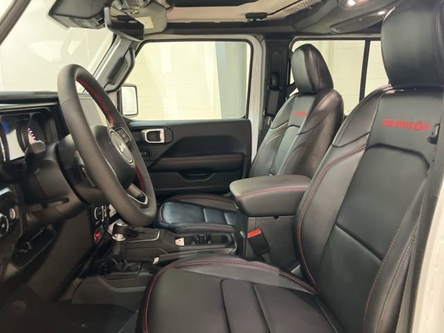 Used 2024 Jeep Wrangler Unlimited Rubicon w/ Technology Group image 12