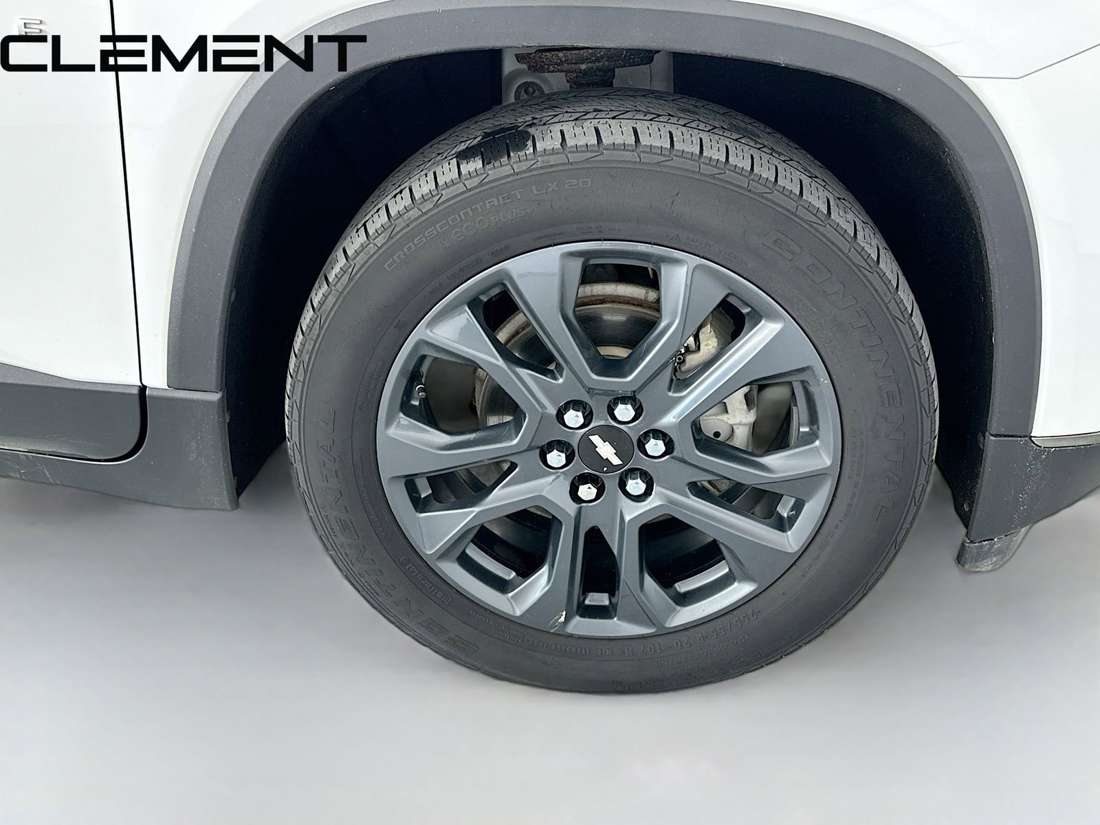 Used 2021 Chevrolet Traverse RS w/ LPO, Floor Liner Package AWD/4WD image 40