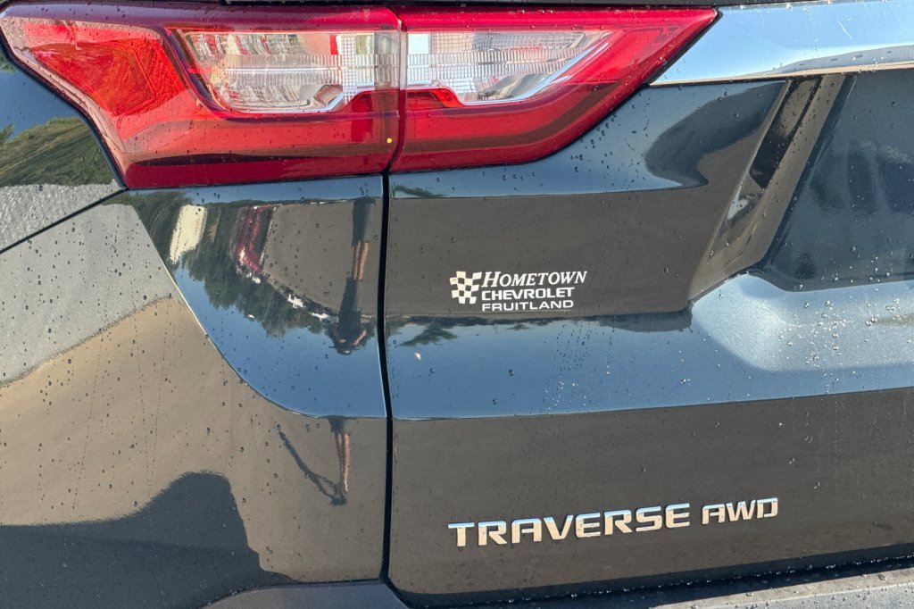 Used 2021 Chevrolet Traverse LT w/ LT Premium Package image 25