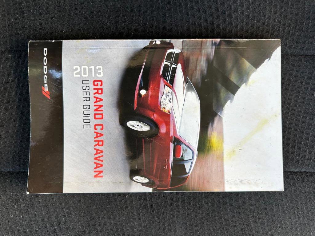 Used 2013 Dodge Grand Caravan SE image 33