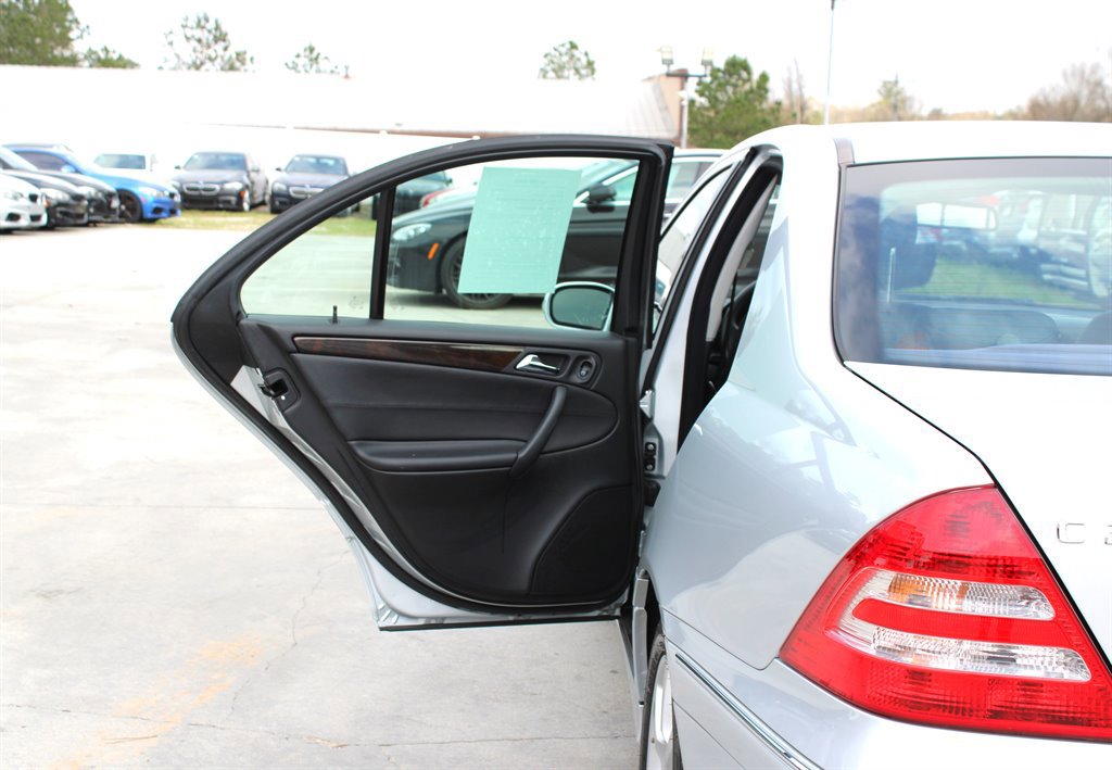 Used 2007 Mercedes-Benz C 280 4MATIC Sedan image 30