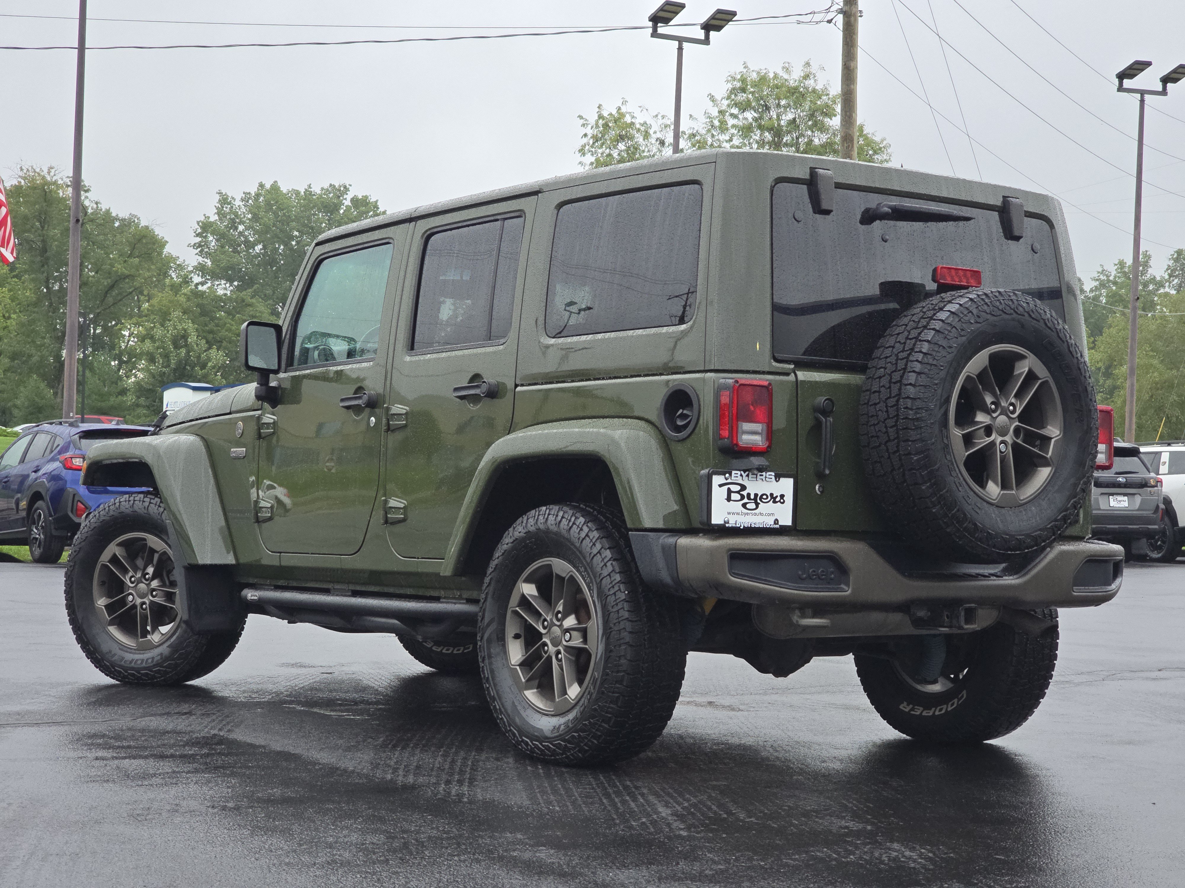Used 2016 Jeep Wrangler Unlimited Sahara AWD/4WD image 5