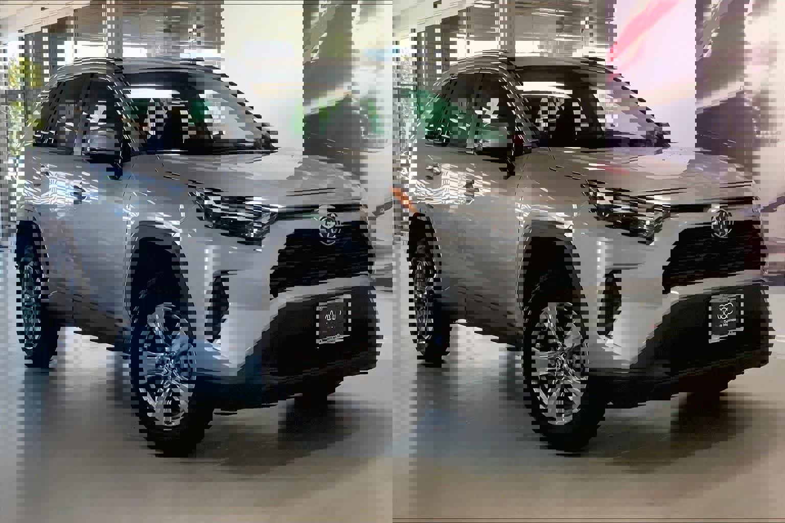 Used 2022 Toyota RAV4 XLE image 20