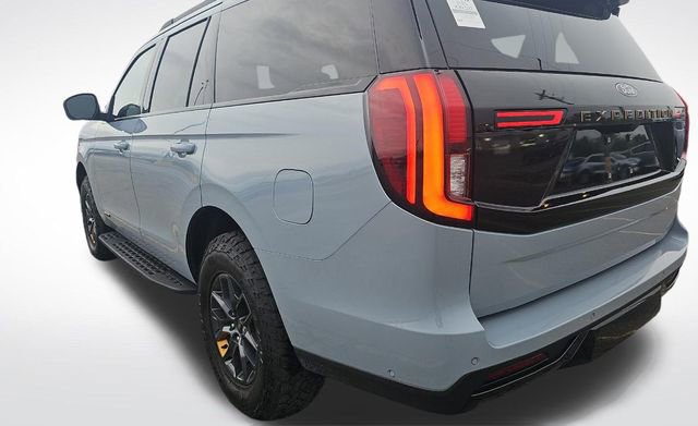 Used 2025 Ford Expedition Tremor AWD/4WD image 10