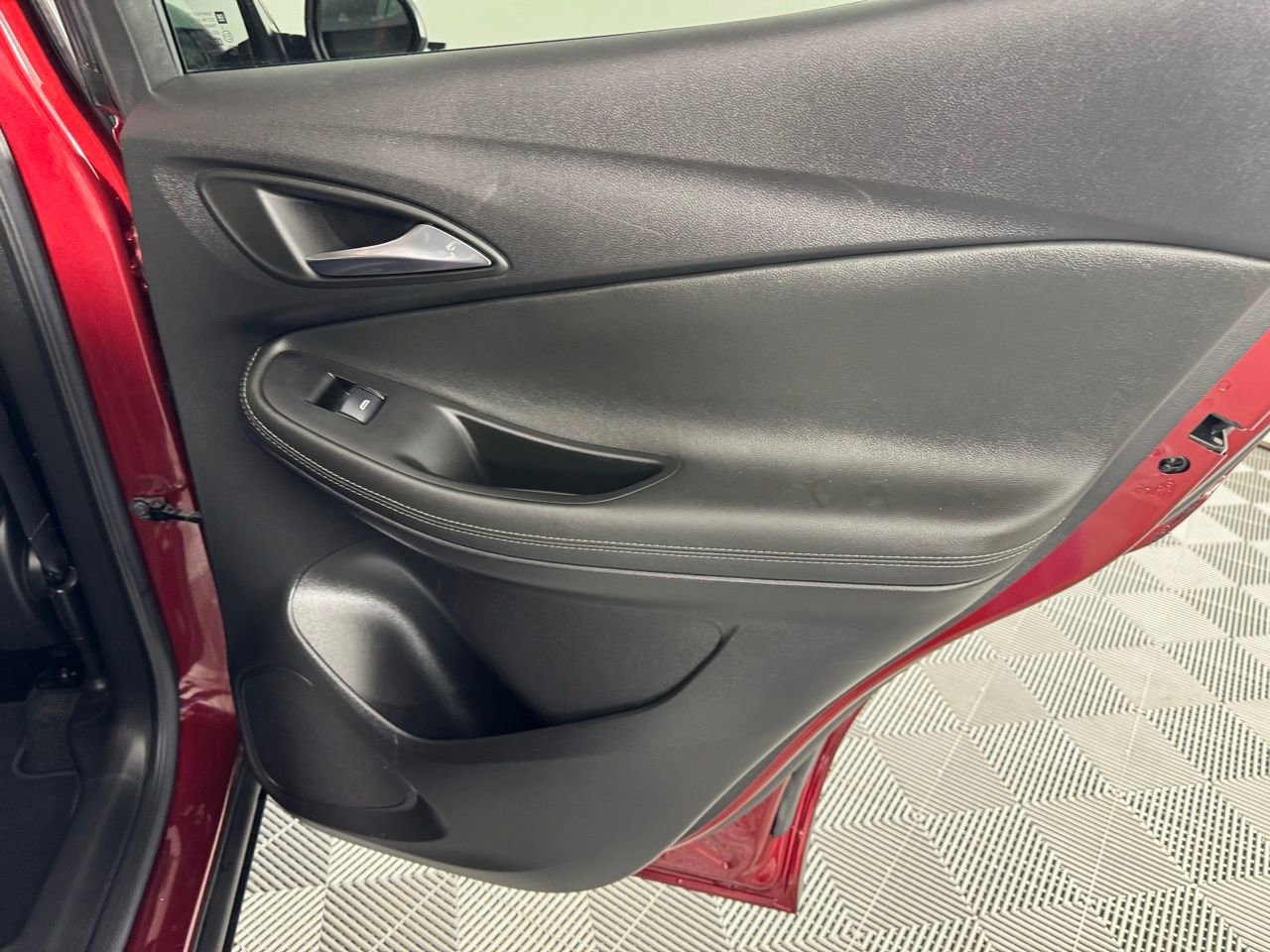 Used 2023 Buick Encore GX Preferred w/ Cold Weather Comfort Package image 22