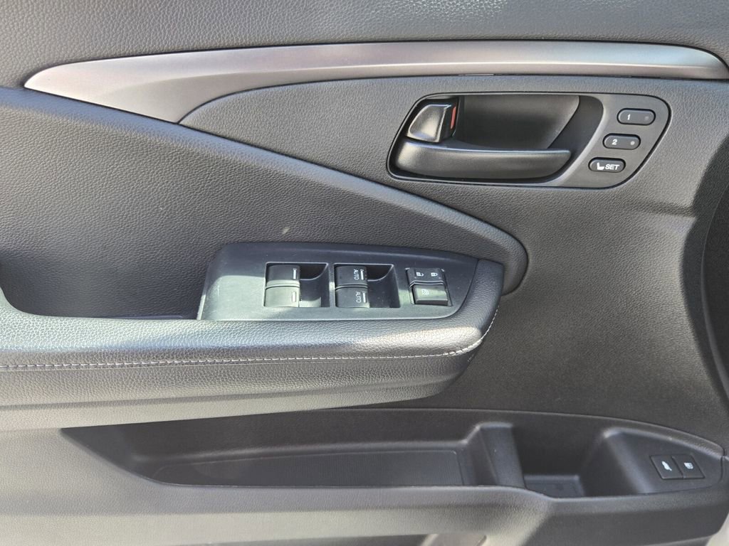 Certified 2023 Honda Passport EX-L image 26