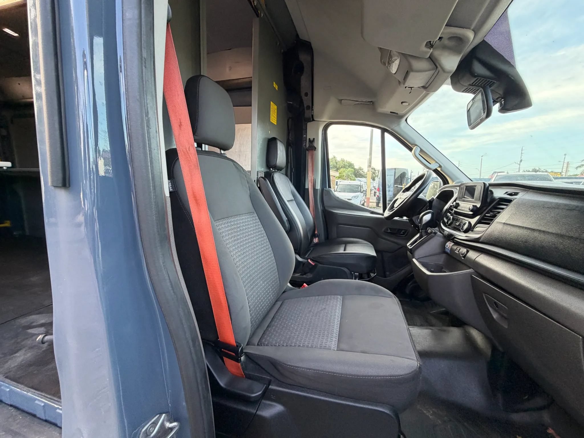 Used 2020 Ford Transit 250 148 High Roof Extended RWD image 19