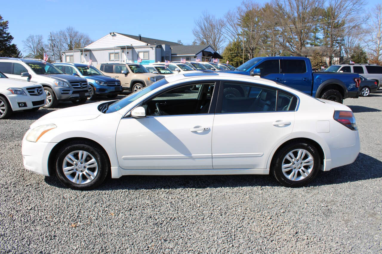 Used 2010 Nissan Altima 2.5 SL w/ SL Pkg image 10