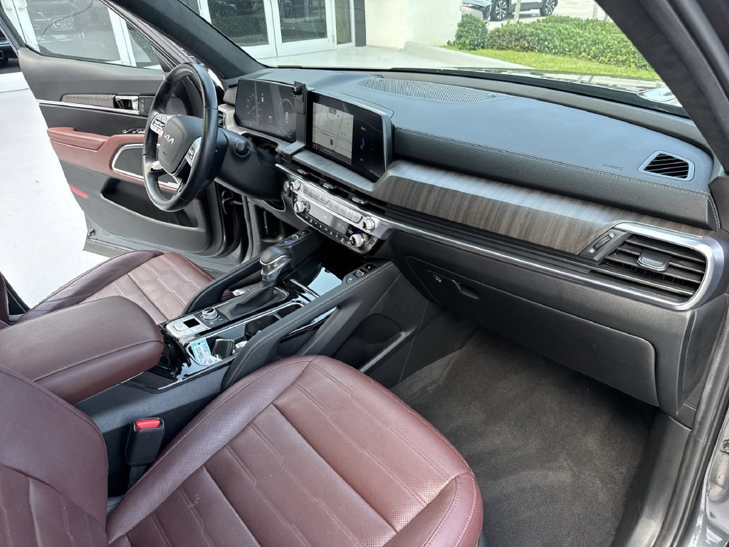 Used 2023 Kia Telluride SX Prestige AWD/4WD image 34