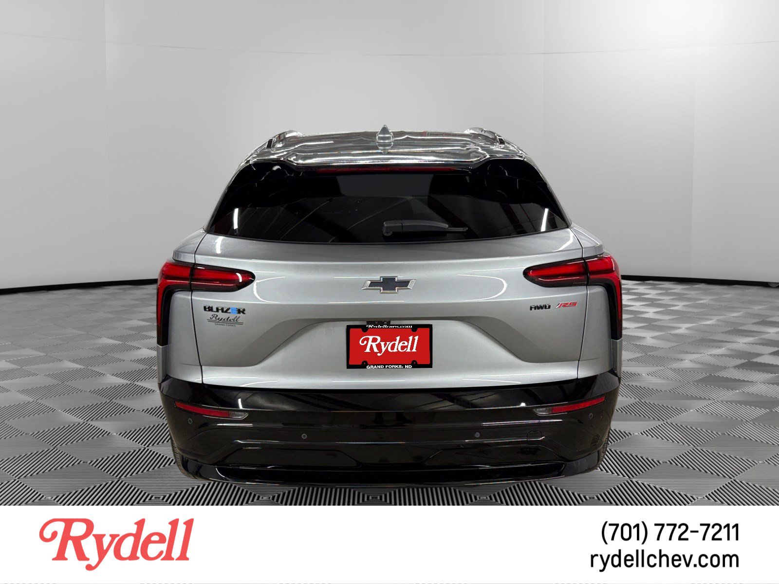 Used 2024 Chevrolet Blazer EV RS AWD/4WD image 4