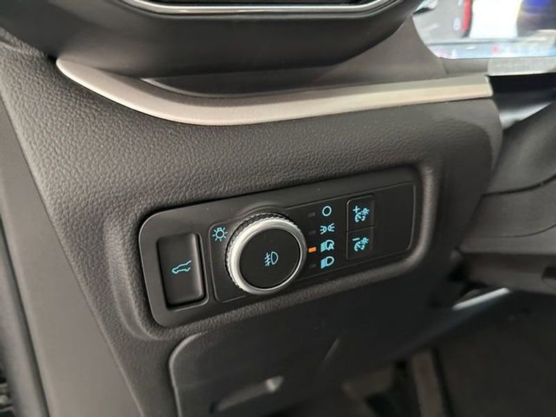 Used 2022 Ford Explorer XLT w/ Equipment Group 202A image 25