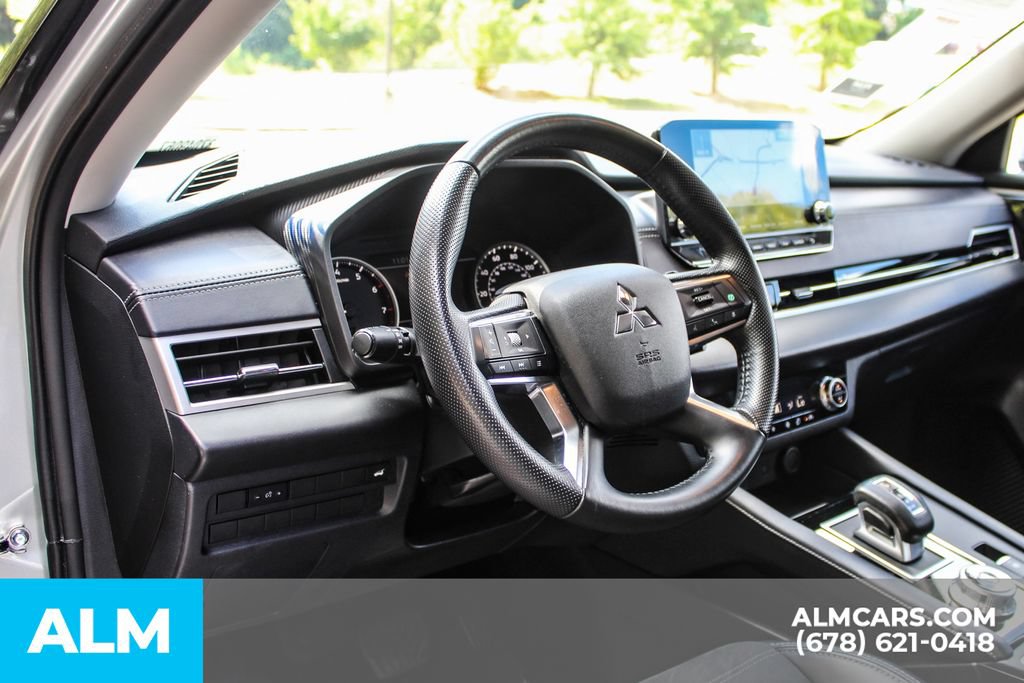 Used 2024 Mitsubishi Outlander SE FWD image 23