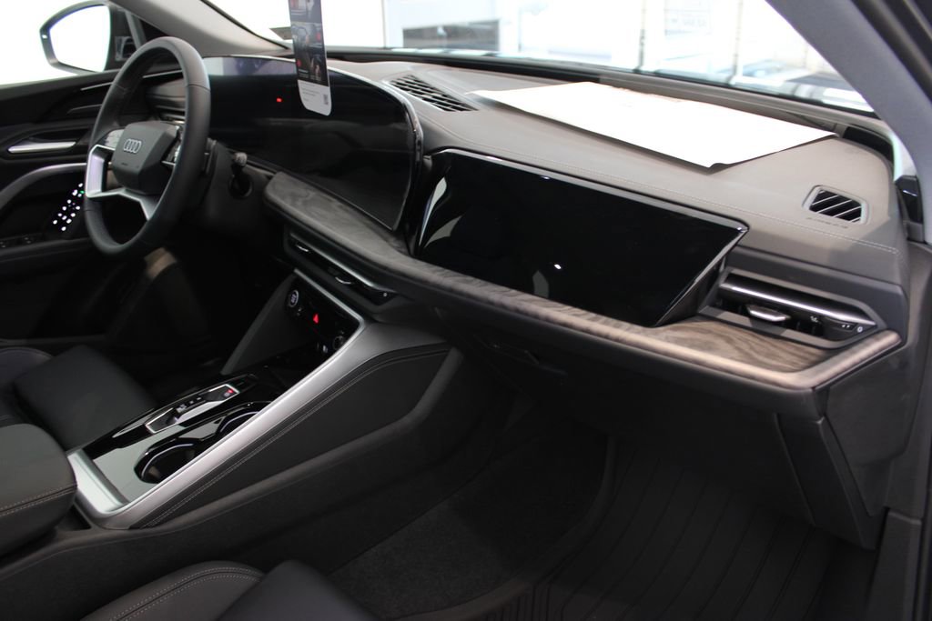 New 2025 Audi Q5 Premium Plus image 41
