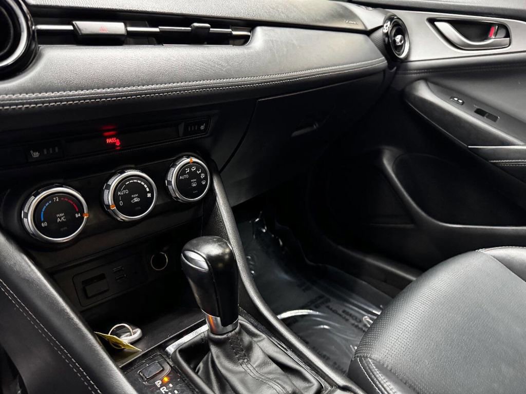 Used 2019 MAZDA CX-3 Touring image 26