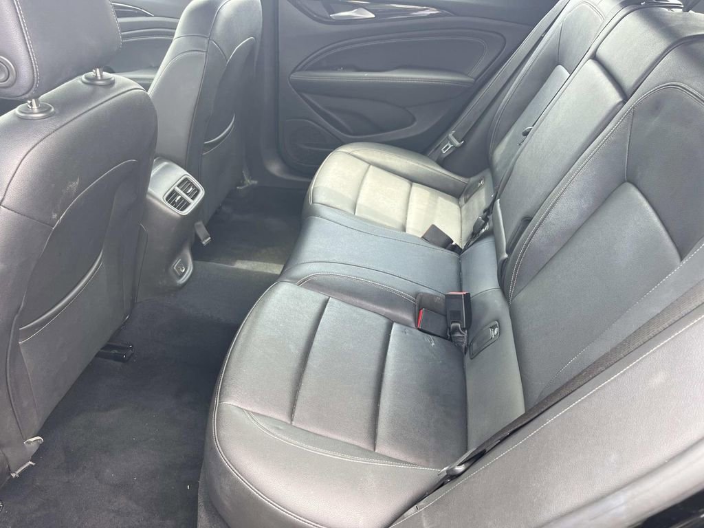Used 2018 Buick Regal Essence w/ Sights and Sounds Package AWD/4WD image 19