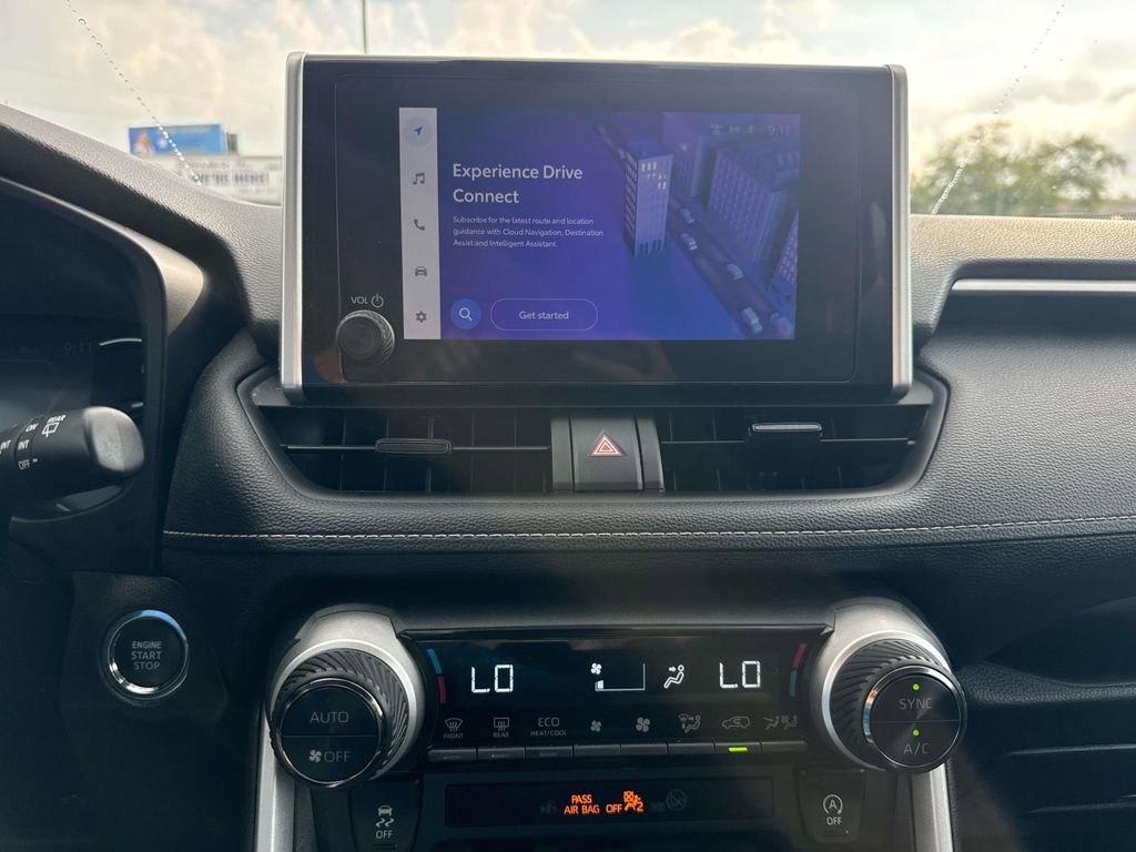 Used 2024 Toyota RAV4 XLE image 33