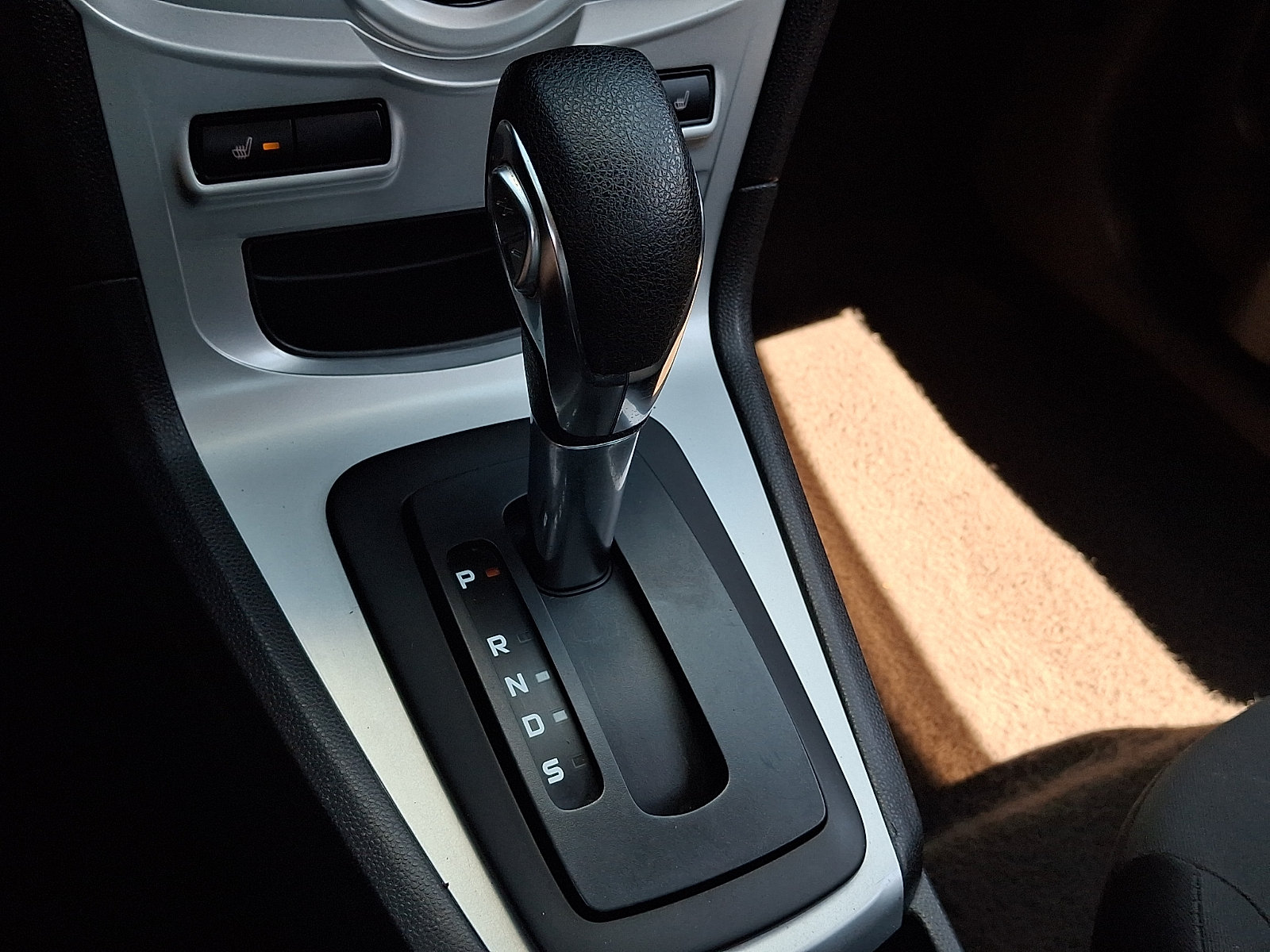 Used 2019 Ford Fiesta SE w/ Cold Weather Package FWD image 13
