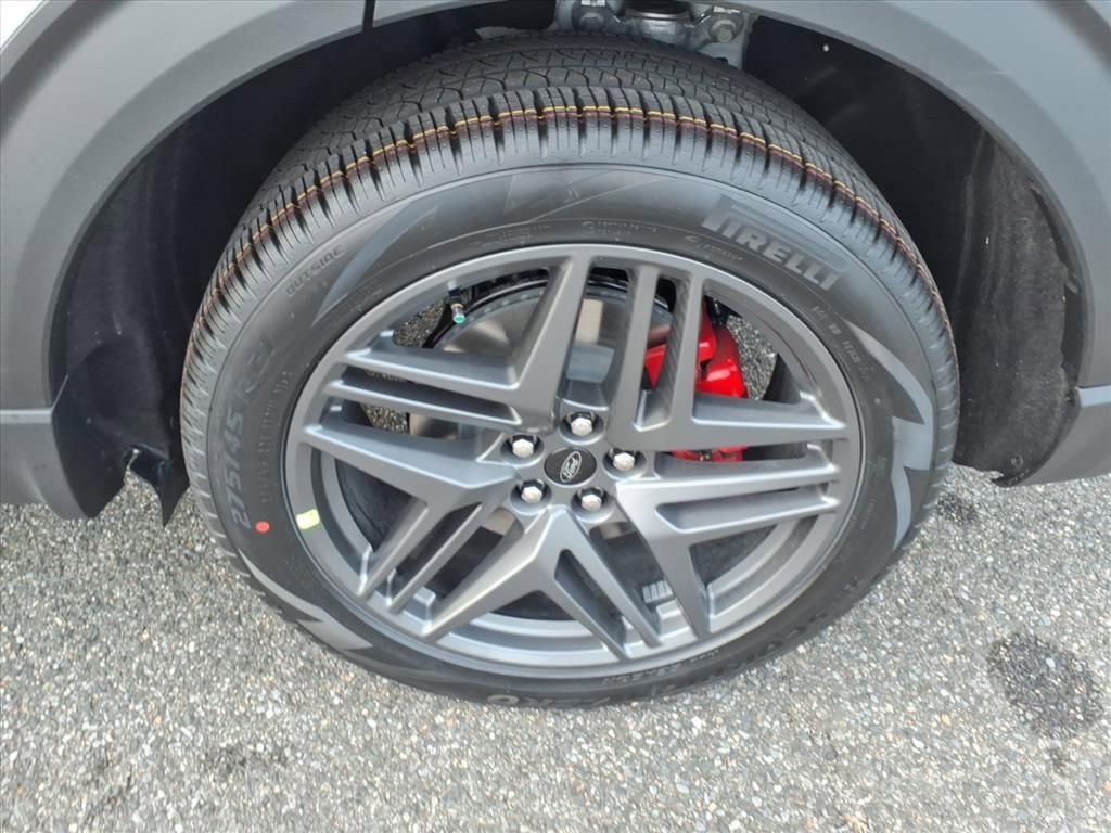 New 2026 Ford Explorer ST w/ Sun And Sound Package image 8