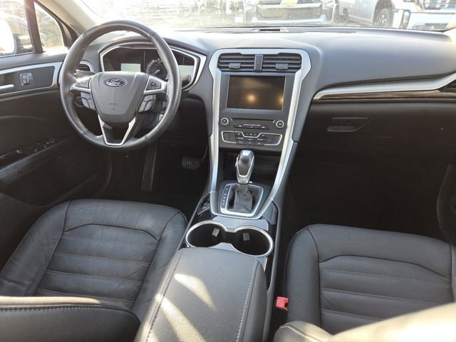 Used 2016 Ford Fusion SE w/ Equipment Group 202A image 26
