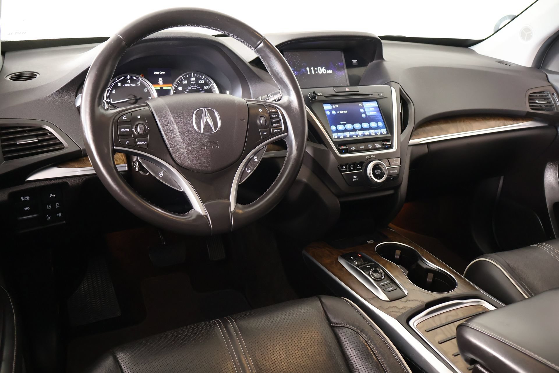 Used 2019 Acura MDX SH-AWD w/ Advance Package image 2