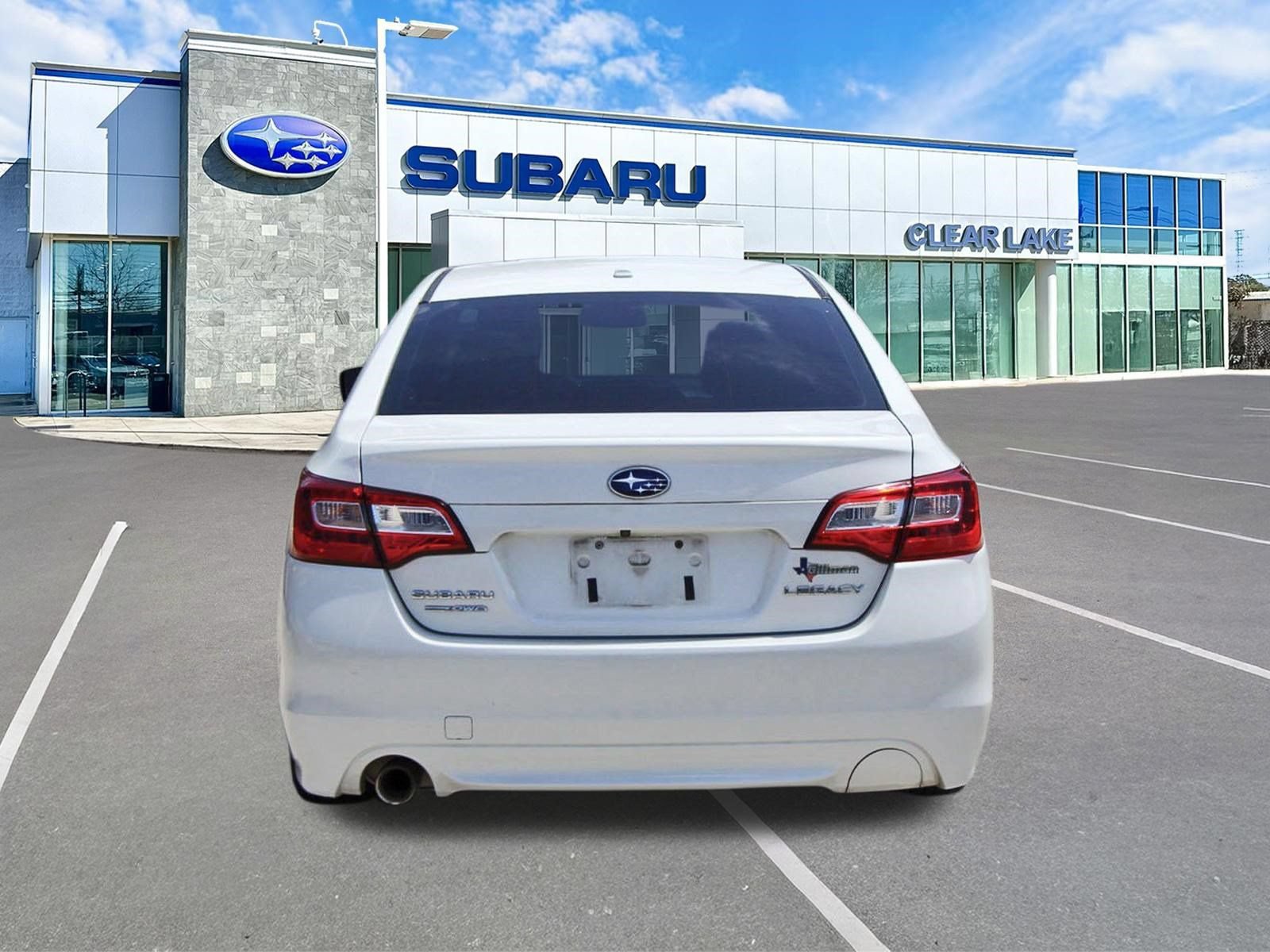 Used 2015 Subaru Legacy 2.5i Premium w/ Moonroof Package AWD/4WD image 5
