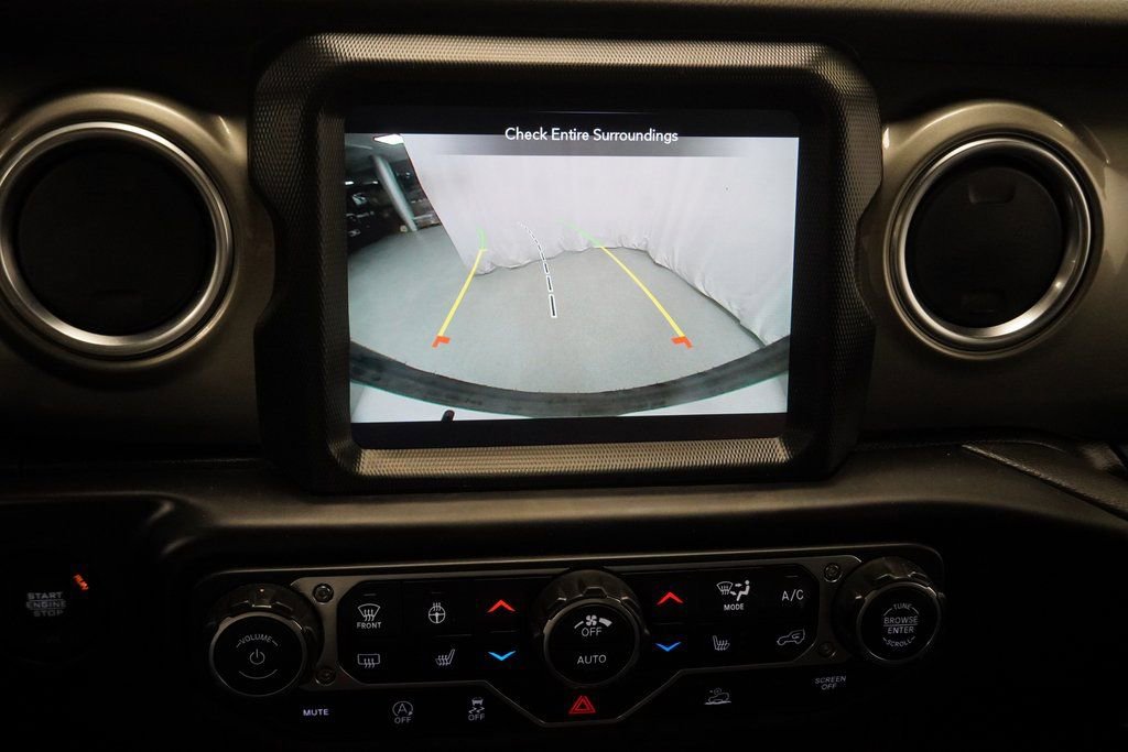 Certified 2022 Jeep Wrangler Unlimited Sahara w/ Cold Weather Group image 35