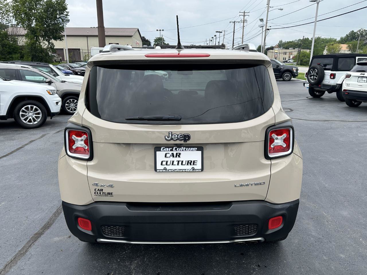 Used 2015 Jeep Renegade Limited AWD/4WD image 13