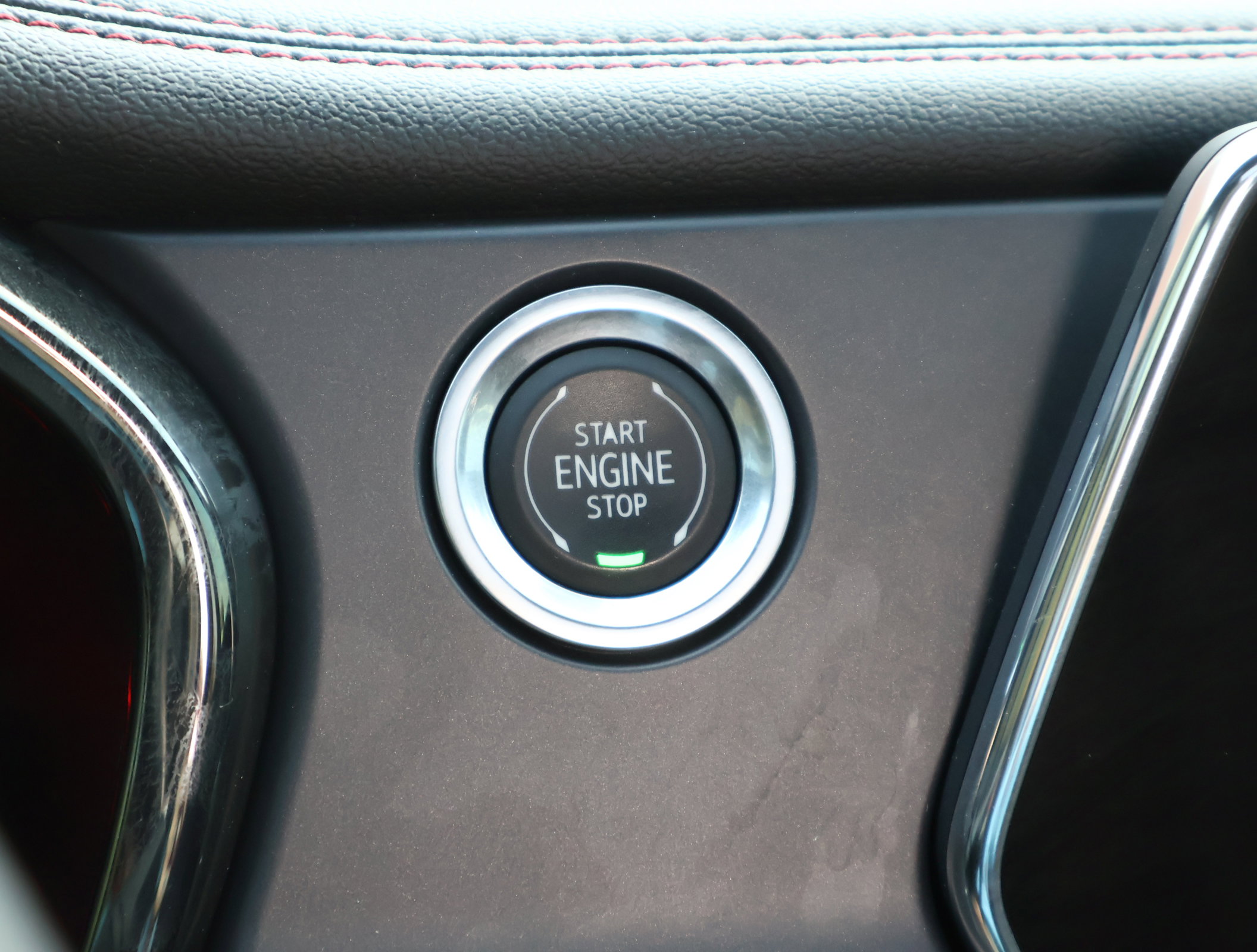 Used 2021 Chevrolet Blazer RS w/ Enhanced Convenience Package image 19