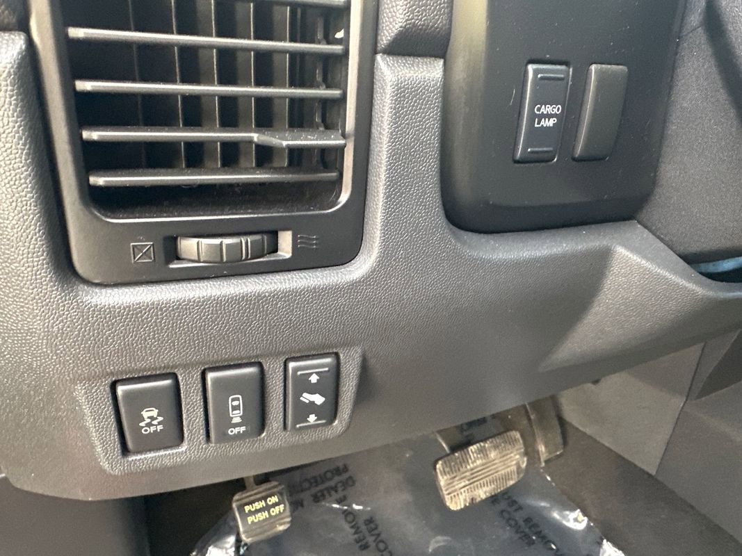 Used 2013 Nissan Titan PRO-4X w/ Pro-4x Premium Utility Pkg image 32