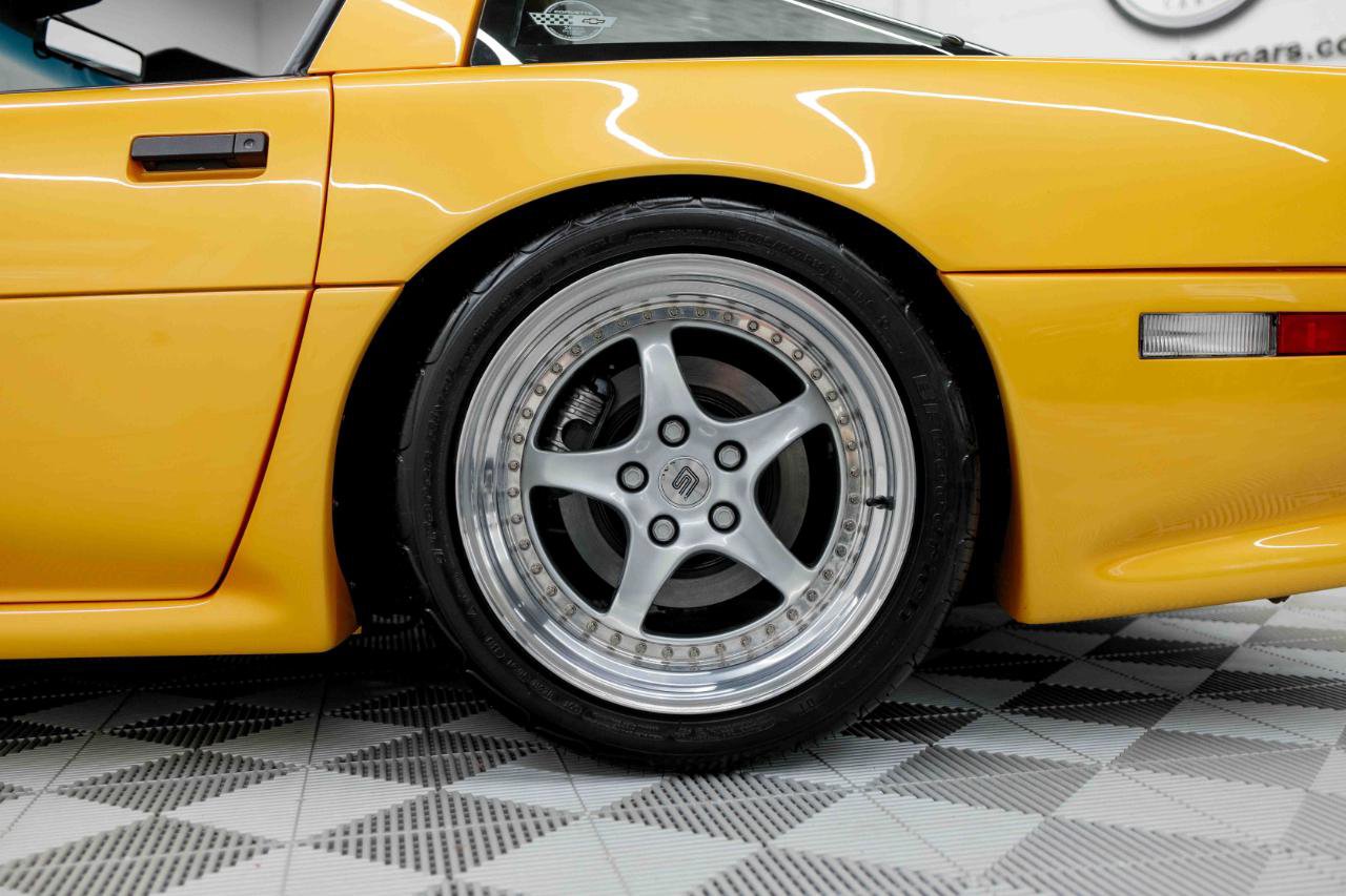 Used 1991 Chevrolet Corvette ZR-1 RWD image 50