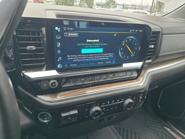 Used 2024 Chevrolet Silverado 1500 LT w/ Z71 Off-Road Package AWD/4WD image 34