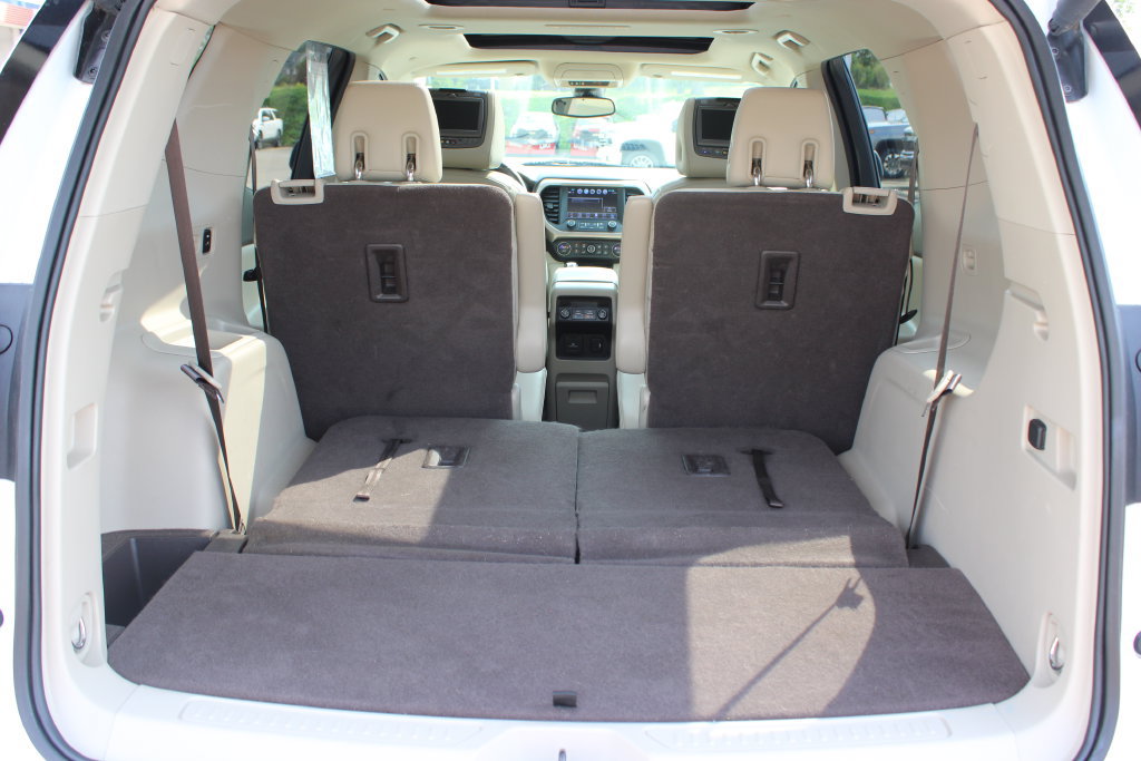 Certified 2018 GMC Acadia Denali w/ Technology Package AWD/4WD image 39