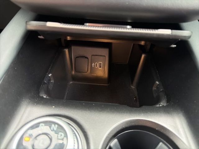 Used 2025 Ford Explorer ST-Line image 35