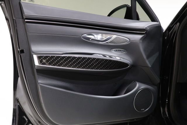 Used 2024 Genesis GV70 3.5T Sport w/ Sport Prestige Package image 18