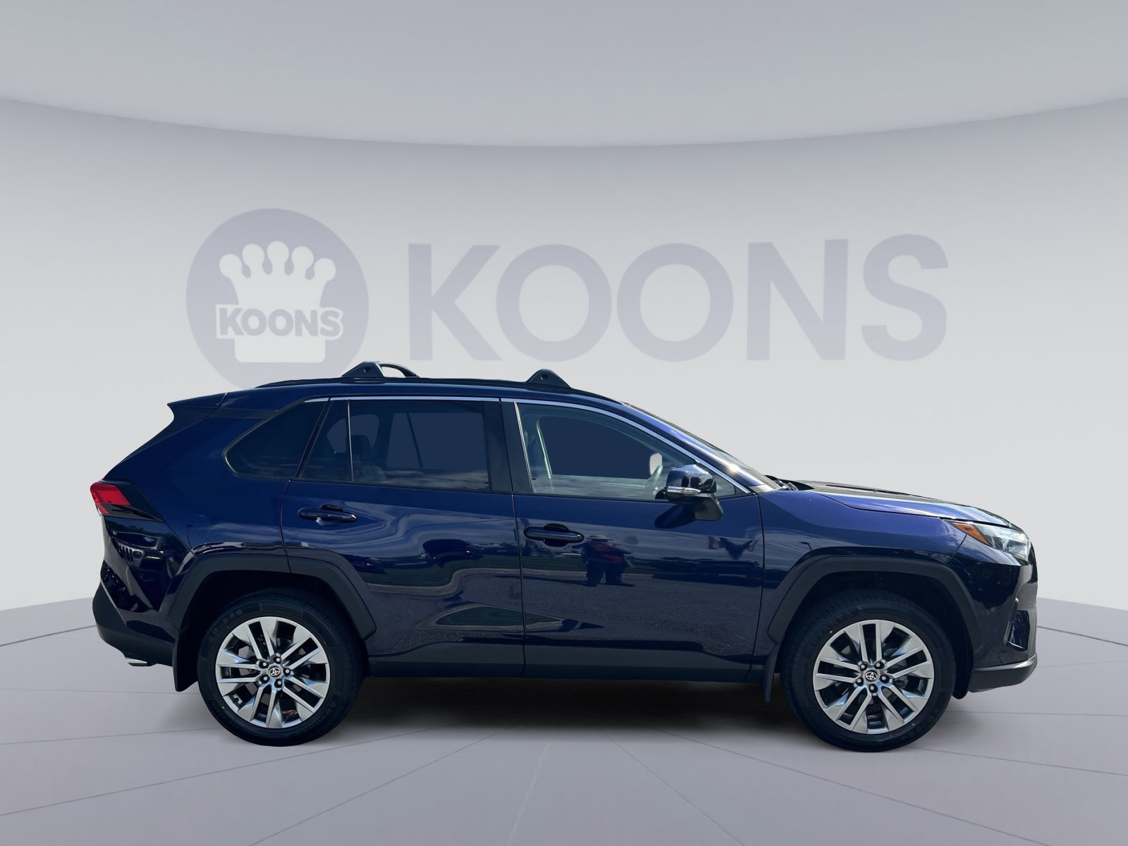 Used 2023 Toyota RAV4 XLE Premium AWD/4WD image 8