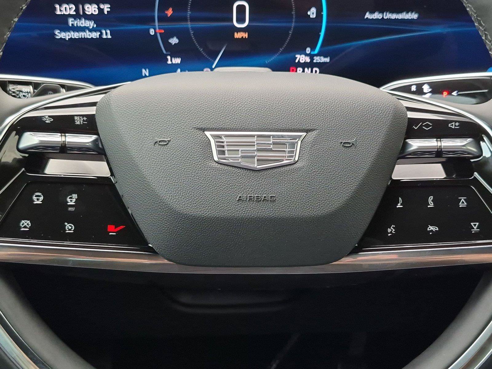 New 2027 Cadillac Vistiq Sport w/ LPO, Floor Liner Package AWD/4WD image 17