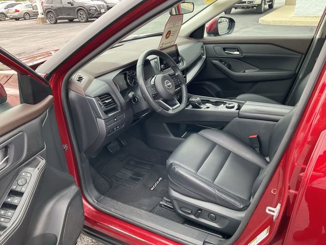 Used 2023 Nissan Rogue SV w/ SV Premium B Package AWD/4WD image 10